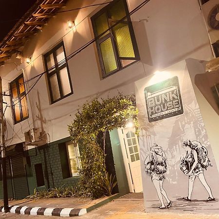 Bunk House Fort Kochi ภายนอก รูปภาพ