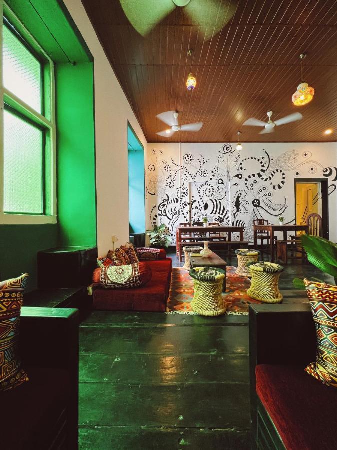 Bunk House Fort Kochi ภายนอก รูปภาพ