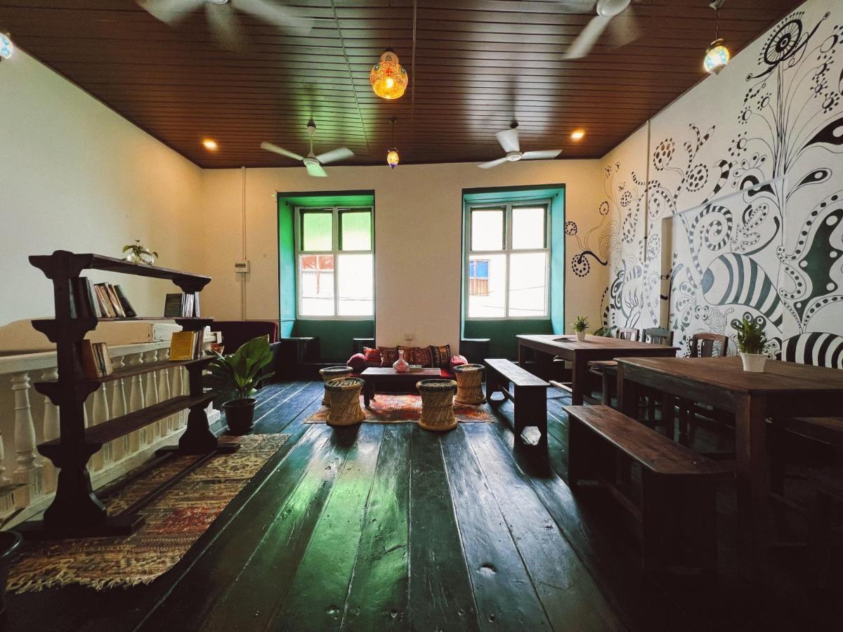 Bunk House Fort Kochi ภายนอก รูปภาพ