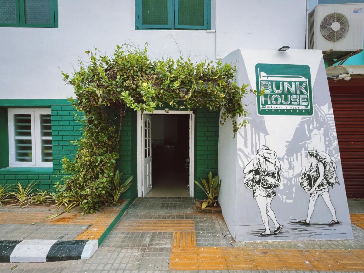 Bunk House Fort Kochi ภายนอก รูปภาพ