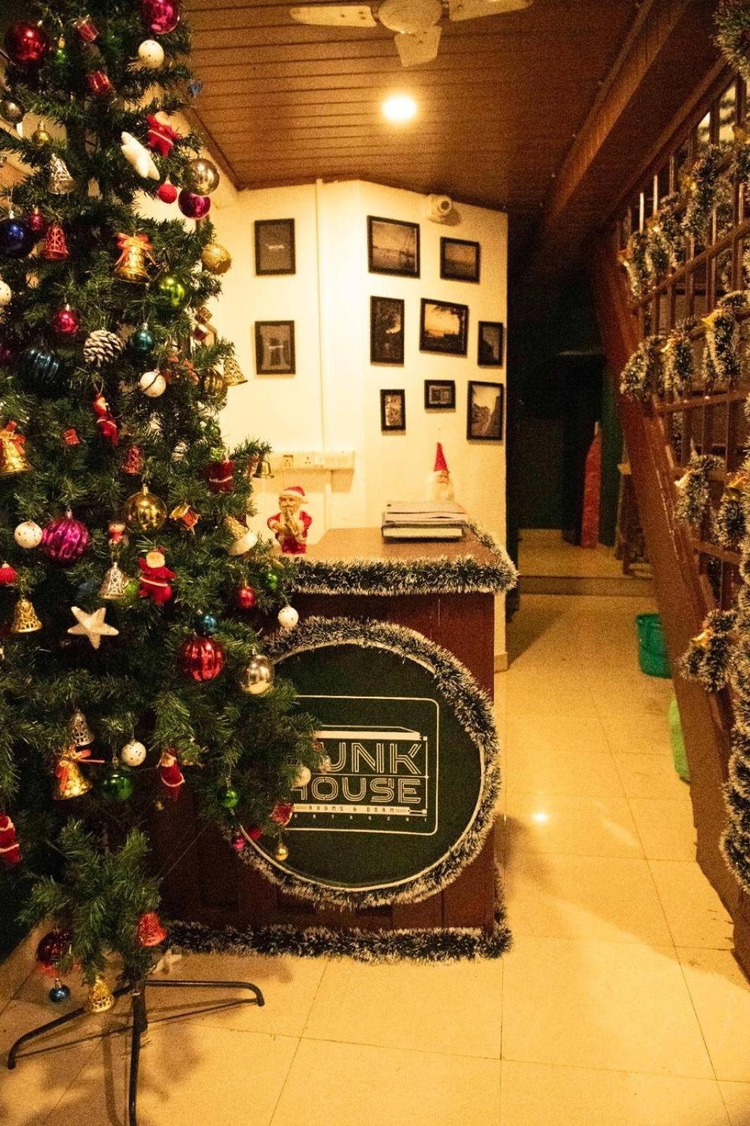 Bunk House Fort Kochi ภายนอก รูปภาพ